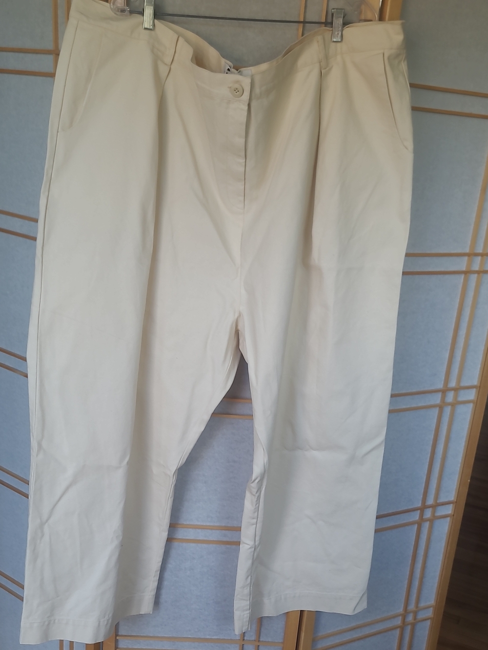 WRAY Women's Straight-Leg Pants